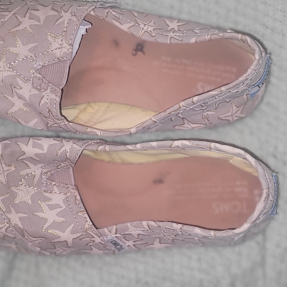 TOMS Women's Silver Star Shoes